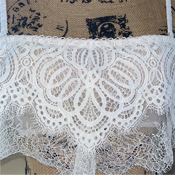 Victoria's Secret Lace Bustier, Bralette, & Matching High Waist Panty Set BNWT - Picture 9 of 15